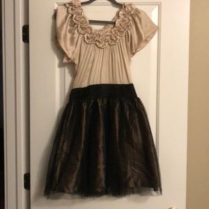 Ryu Formal Champagne & Black Dress Juniors Medium